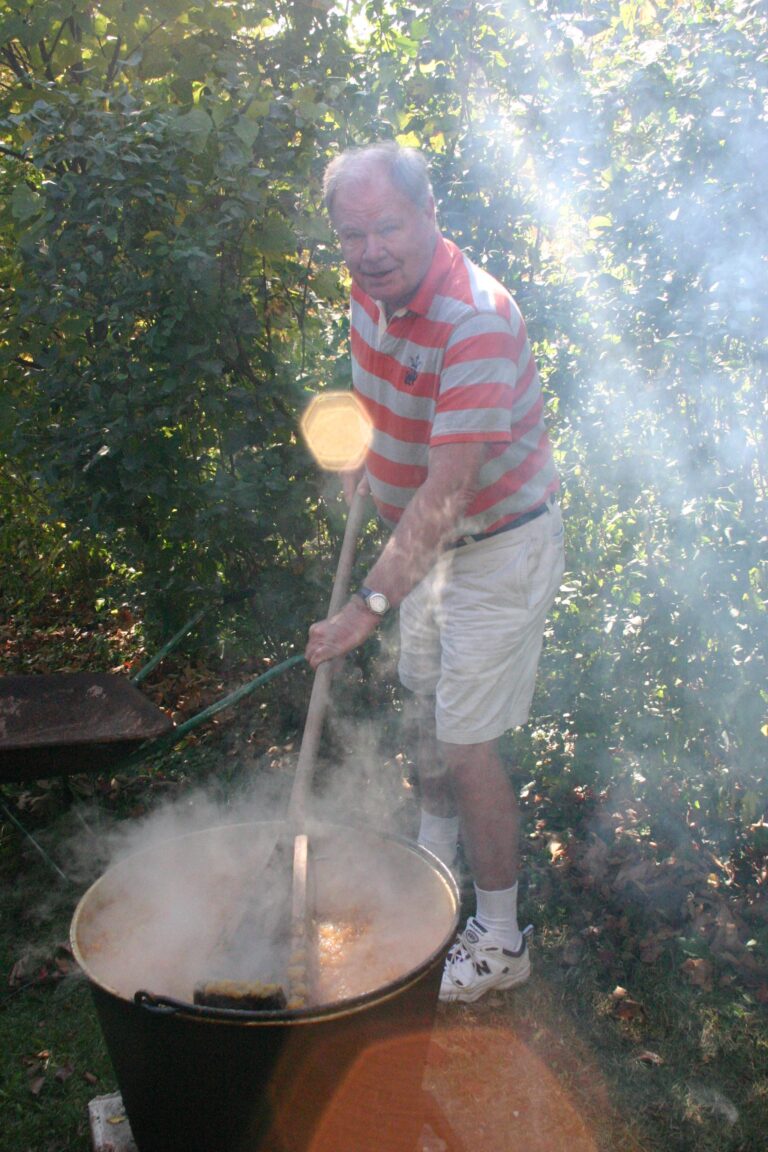 Wally George, Apple Butter